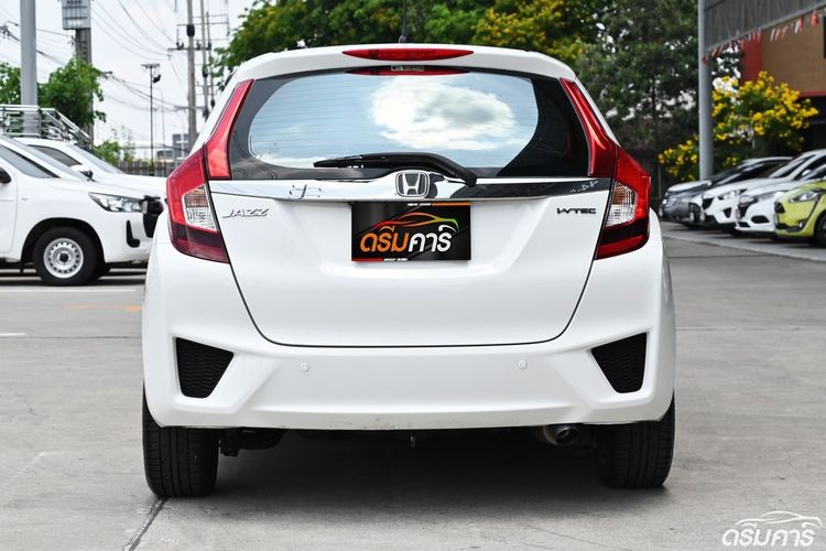 Honda Jazz 2016 1.5 V Plus i-VTEC Sedan เบนซิน ไม่ติดแก๊ส เกียร์อัตโนมัติ ขาว รูปที่ 4