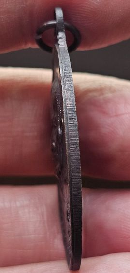 เหรียญหลวงปู่แหวน สุจิณโณ รุ่นสร้างอุโบสถหลังเสมา ปี 2520 รูปที่ 6