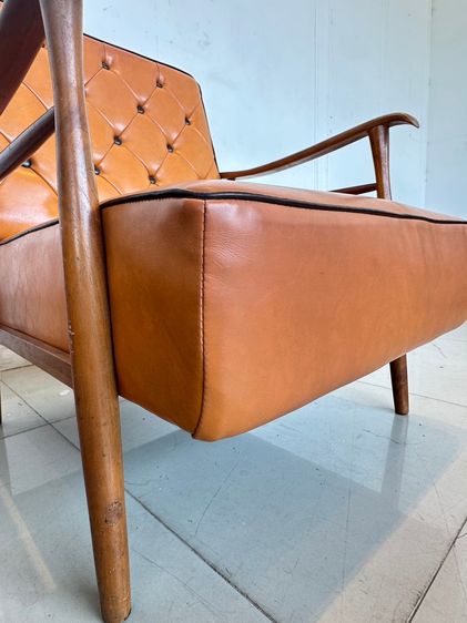 เก้าอี้อาร์มแชร์ สไตล์วินเทจ เบาะหนัง PU สีส้ม รูปที่ 10
