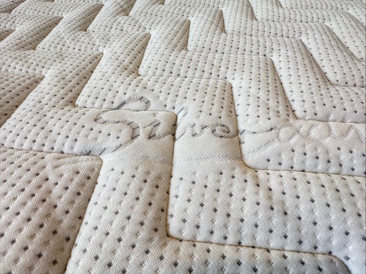 ฟูกนอน โฟม 6 ฟุต แบรนด์ M K KOTO รูปที่ 10