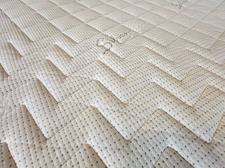 ฟูกนอน โฟม 6 ฟุต แบรนด์ M K KOTO รูปที่ 8