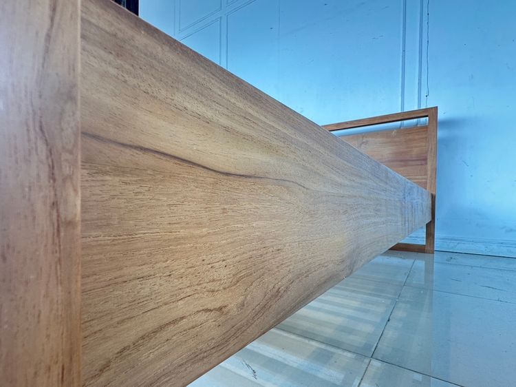 เตียงไม้จริง 6 ฟุต แบรนด์ Crate  Barrel รุ่น Linea II  รูปที่ 14
