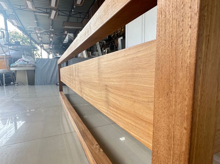 เตียงไม้จริง 6 ฟุต แบรนด์ Crate  Barrel รุ่น Linea II  รูปที่ 16
