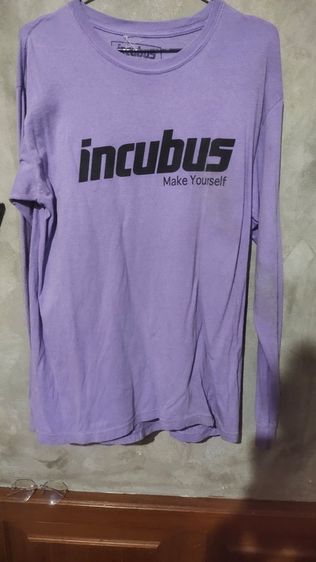 เสื้อยืดแขนยาว