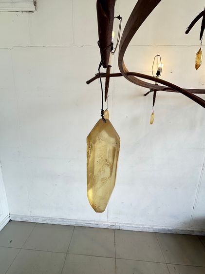 โครงเหล็ก เม็ดอะคลิริคใส ใบไม้ประดับเป็นไฟเบอร์หล่อ รูปที่ 8