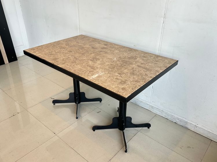 โต๊ะทานอาหาร ท็อปหินเทียมสีน้ำตาล รูปที่ 3