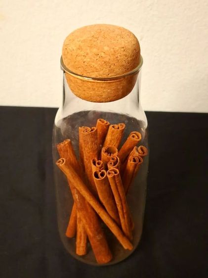 ขวดแก้วบรรจุแท่งอบเชยหอม (Cinnamon Sticks) งานตกแต่งที่ผสมผสาน เสน่ห์แบบวินเทจ รูปที่ 3