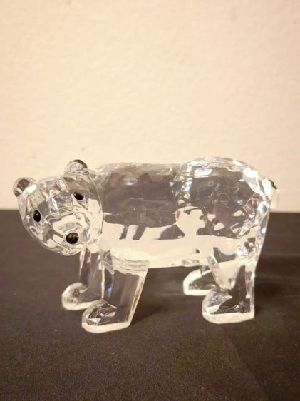 โมเดล ฟิกเกอร์หมีขั้วโลกแก้วใส ชิ้นงานดีไซน์

ร่วมสมัยที่สะท้อนความใสบริสุทธิ์และความ

สง่างามได้อย่างยอดเยี่ยมครับ