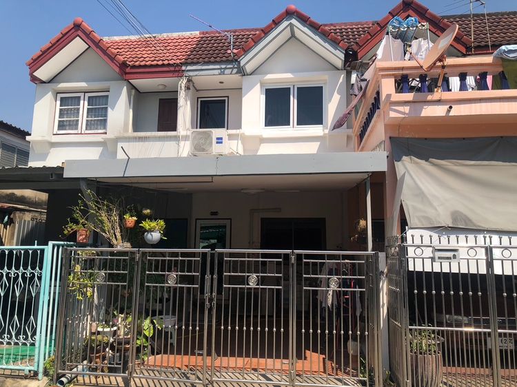 ขาย ทาวน์เฮ้าส์ 2 ชั้น ม.สวนทิพย์ คลองลำเจียก 12 นวลจันทร์ เนื้อที่ 16 ตร.ว สภาพดีพร้อมเข้าอยู่ รีบขายด่วน รูปที่ 2