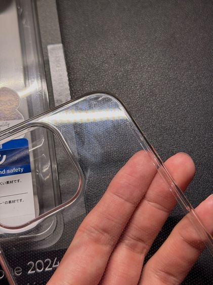 ปล่อยเคสใส Power Support Air Jacket iPhone 16 Pro Max แถมเคสบาง Switch Easy สีทองให้ด้วย  รูปที่ 4