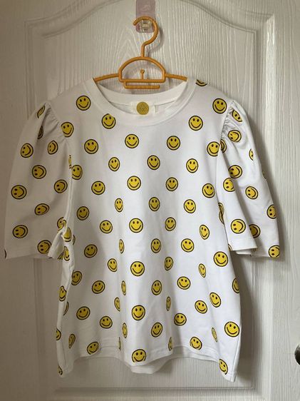 เสื้อยืดแฟชั่นสำหรับผู้หญิง