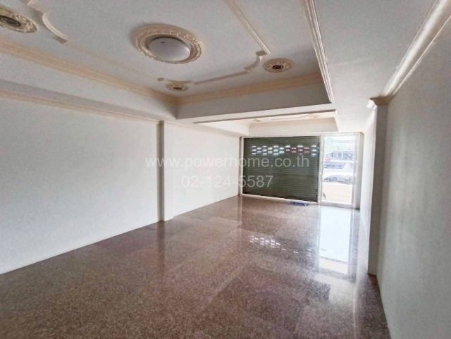 ไม่ใช่ อาคารพาณิชย์ 3 ชั้น รูปที่ 2