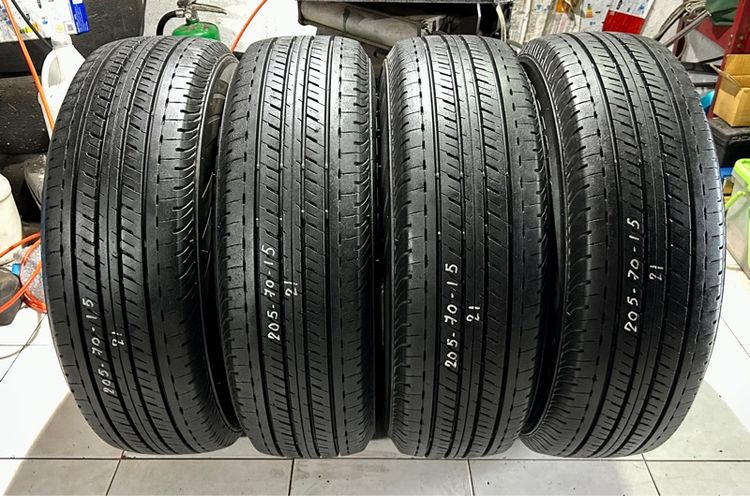 BRIDGESTONE 205 70 15 4เส้น ไม่ปะ ปี21 สวยงาม