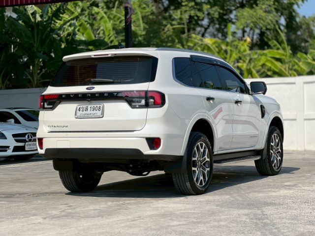 Ford Everest 2023 2.0 Titanium Plus ดีเซล เกียร์อัตโนมัติ ขาว รูปที่ 3