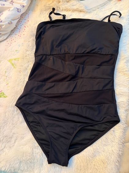 ชุดว่ายน้ำ