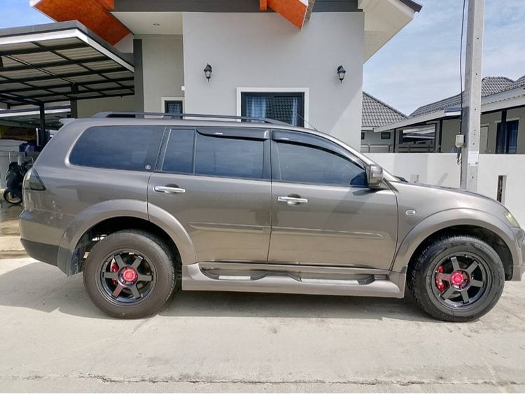 Mitsubishi Pajero 2015 2.5 VG Turbo Van ดีเซล เกียร์อัตโนมัติ น้ำตาล รูปที่ 4