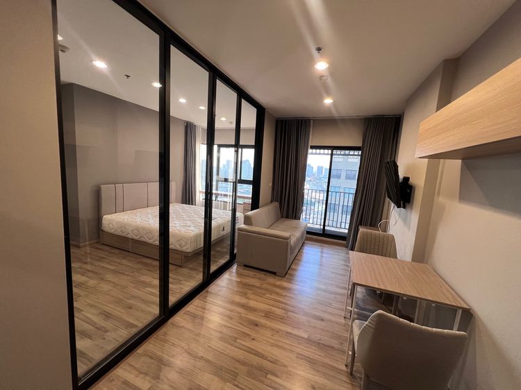 ปล่อยเช่าคอนโดพร้อมอยู่