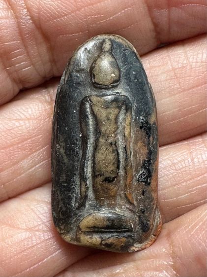 องค์ละ1550🙏พระกำแพงเปิดโลก ยืนตอเนื้อผ่านเขียวดำ🙏พระกำแพงลีลาเม็ดขนุน