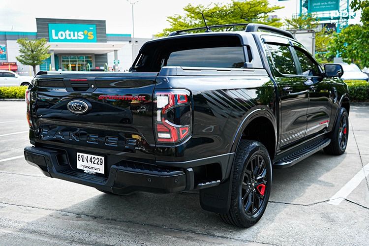 Ford Ranger 2023 2.0 Bi-Turbo Hi-Rider Storntrak Pickup ดีเซล ไม่ติดแก๊ส เกียร์อัตโนมัติ ดำ รูปที่ 4