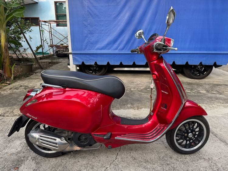 ขาย Vespa Sprint 150 i-GET RED SCARLATTO 2021 รถมือเดียว ไมล์ 16,xxx เท่านั้น เล่มครบ แถมป้ายจอง