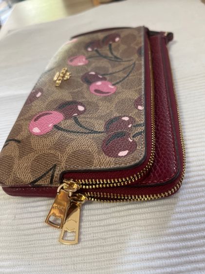 COACH กระเป๋าคล้องมือ รูปที่ 4