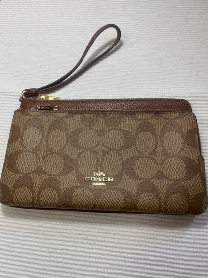 กระเป๋าคล้องมือ COACH