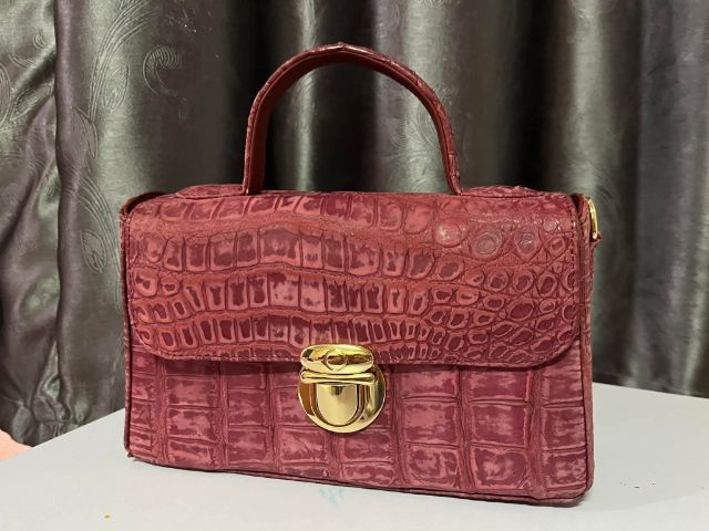 ขายรุ่นกล่อง หนังจระเข้นูบัค  ขนาด 8 นิ้ว ราคา 2850 รูปที่ 3