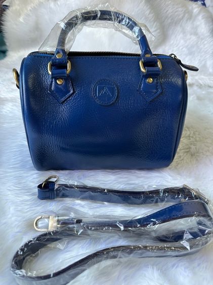 กระเป๋าหนังแท้