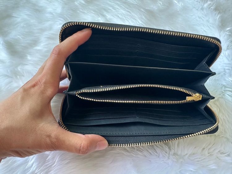 กระเป๋าสตางค์ Coach รุ่น Long Zip Around Wallet รูปที่ 6