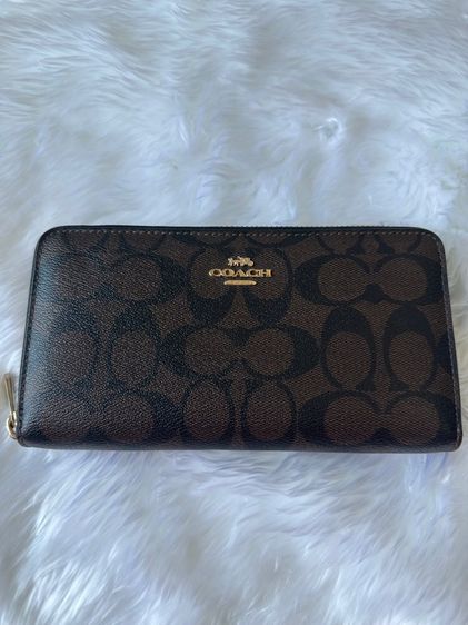 หญิง น้ำตาล หนังแท้ กระเป๋าสตางค์ Coach รุ่น Long Zip Around Wallet