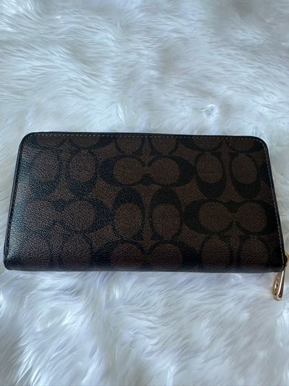 กระเป๋าสตางค์ Coach รุ่น Long Zip Around Wallet รูปที่ 2