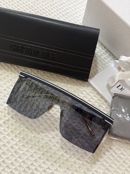 แว่นตากันแดด