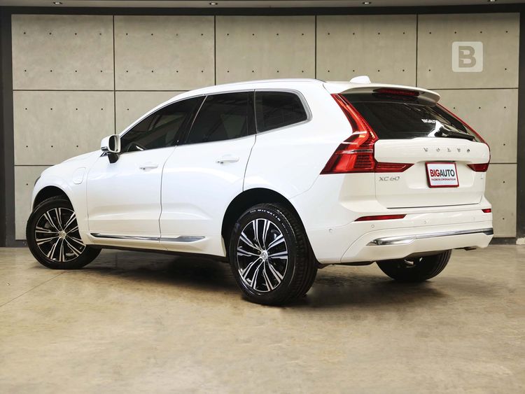 Volvo XC60 2022 2.0 RechargeT8 Inscription AWD Utility-car ปลั๊กอินไฮบริด (PHEV) ไม่ติดแก๊ส เกียร์อัตโนมัติ ขาว รูปที่ 4