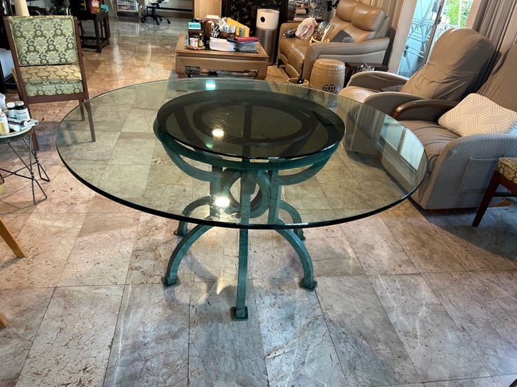 โต๊ะทานอาหาร 8 ที่