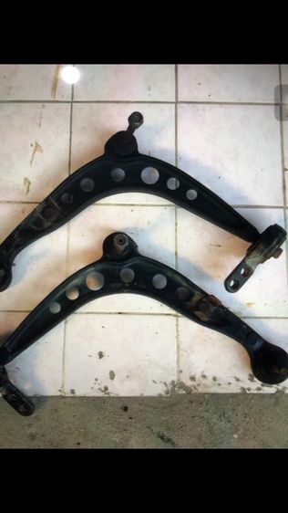 ขายอะไหล่มือสอง BMW e30 รูปที่ 5