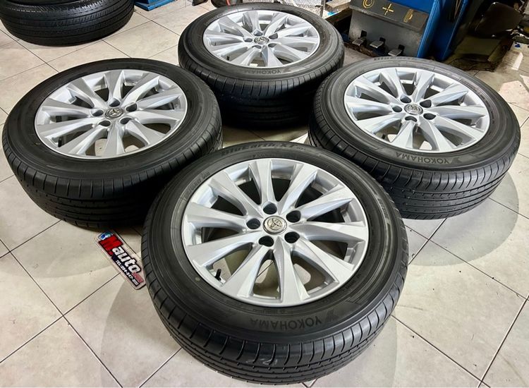 ล้อTOTOTA 17 5รู114 พร้อมยางYOKOHAMA 215 60 17 ครบชุด
