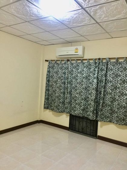 อื่นๆ สร้างเสร็จก่อน 2010 มีบางส่วน ไม่ใช่ ให้เช่าทาวน์เฮาส์ 2 ชั้น แพรกษา นิคมบางปู รูปที่ 4