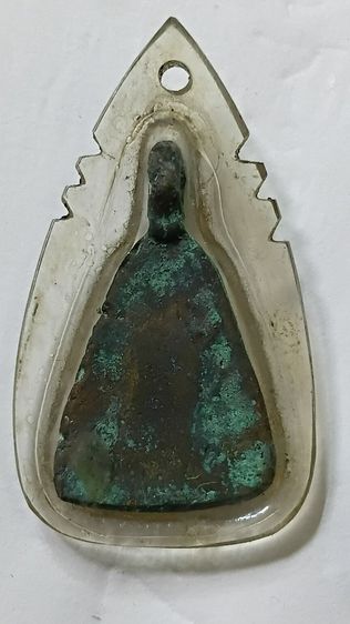 เหรียญจอบเล็กหลวงพ่อเงิน เลี่ยมเดิม ตามภาพ รูปที่ 3