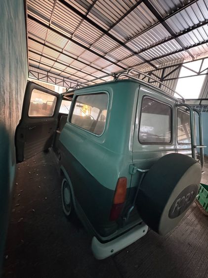 Ford รุ่นอื่นๆ 1976 รุ่นย่อยอื่นๆ Van ดีเซล ไม่ติดแก๊ส เกียร์ธรรมดา เขียว รูปที่ 4