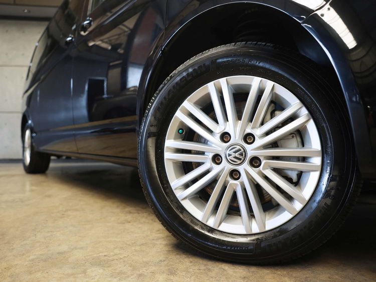 Volkswagen Caravelle 2015 2.0 TDi Van ดีเซล ไม่ติดแก๊ส เกียร์อัตโนมัติ ดำ รูปที่ 4
