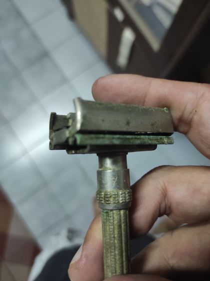 ที่โกนหนวดโบราณ Australia รูปที่ 3