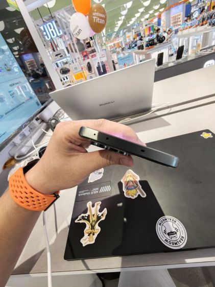 Realme GT6 รูปที่ 6