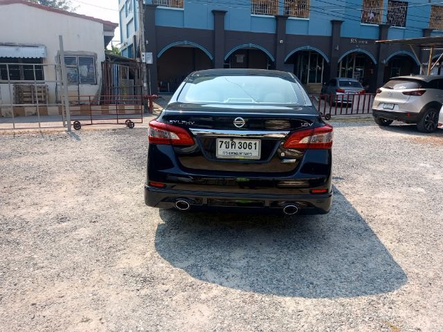 Nissan Sylphy 2013 1.8 V Sedan เบนซิน เกียร์อัตโนมัติ ดำ รูปที่ 4