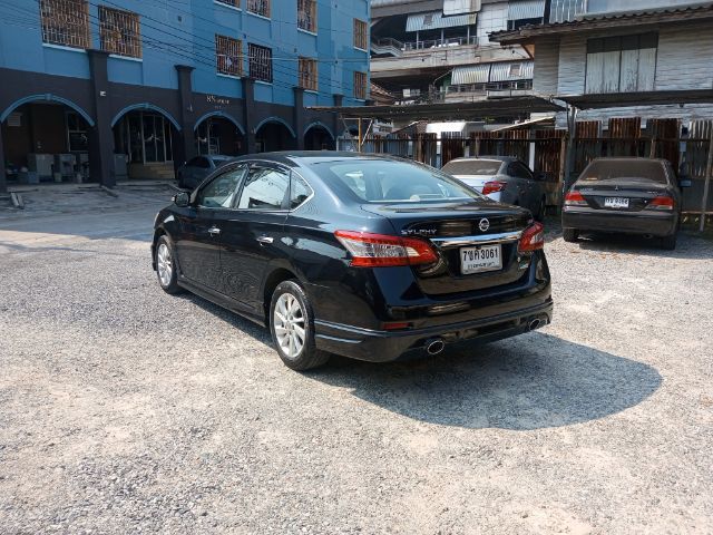 Nissan Sylphy 2013 1.8 V Sedan เบนซิน เกียร์อัตโนมัติ ดำ รูปที่ 2