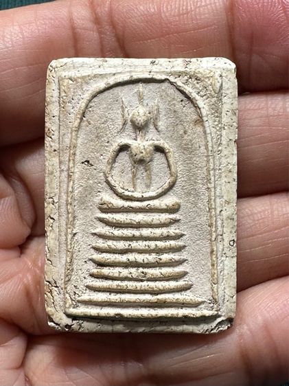 พระสมเด็จวัดเกศไชโย พิมพ์เจ็ดชั้น