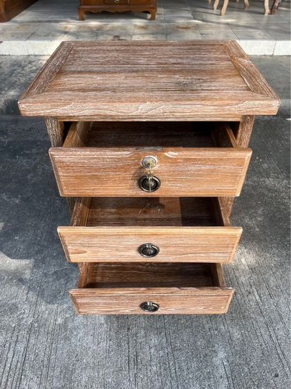 ตู้หัวเตียงไม้สักสี่เหลี่ยม รูปที่ 8