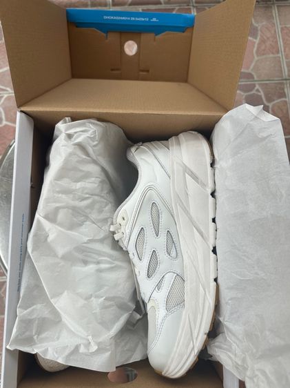 รองเท้าผ้าใบ HOKA รูปที่ 7