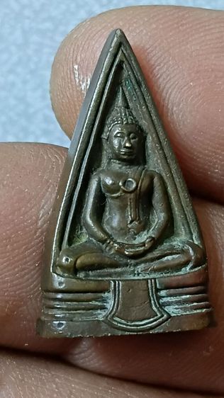 เหรียญหลวงพ่อโสธรสองหน้า พิมพ์นิยมเข่าจุด ปี 30 รูปที่ 7