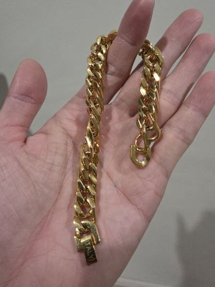 สร้อยข้อมือ อิตาลี่ สวยเก่าเก็บ หนักๆ เส้นใหญ่ หนา หายาก ขายตามสภาพ พร้อมส่งครับพี่ๆ