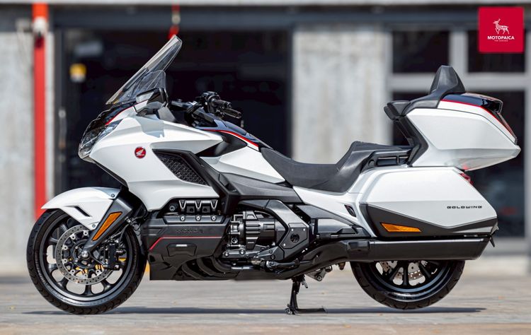 Honda Goldwing Tour Dct ปี2024 ตัวใหม่ มือเดียว วิ่งน้อย7,000กม. รูปที่ 4
